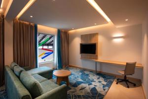 Holiday Inn Express & Suites Bengaluru Old Madras Road by IHG
