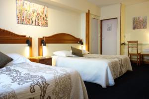 Hotels Logis Hotel Central : photos des chambres