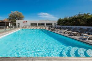 Hotels Hotel Spa Restaurant La Madrague : photos des chambres