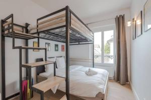 Luxury brand new art déco Disneyland