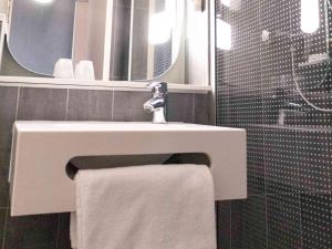 Hotels ibis Paris Gennevilliers : photos des chambres