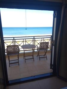 Sunrise Beauty by Zavolas Family - Limni Z2