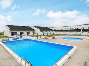 6 person holiday home in Brovst