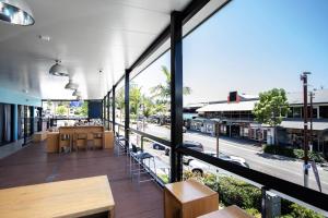 Airlie Sun & Sand Accommodation #6