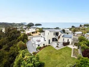 Sun, Sea, Sensational - Kaiteriteri Holiday Home - Motueka