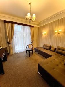 Suite room in Sofievsky Posad Hotel