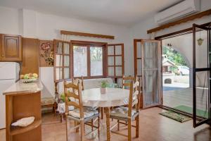 Chalkidiki Beachfront Haven - Perfect location