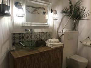 B&B / Chambres d'hotes o5sens : Suite avec Jacuzzi