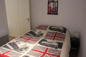 Appartements HYPER CENTRE - WIFI FIBRE GRATUIT - JERGWELOH - Le Londonien : photos des chambres
