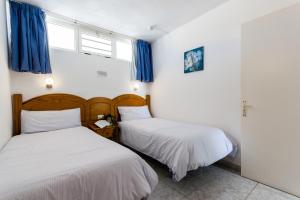 Seaview Friendly Holiday Home 1