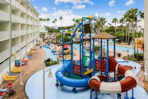 Two-Bedroom Apartment room in Harbourside At Marker 33 - Waterpark free passes family fun!