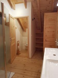 Chalets Refuges des Hauts : photos des chambres