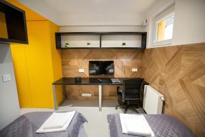 Economy Twin Room room in iroom