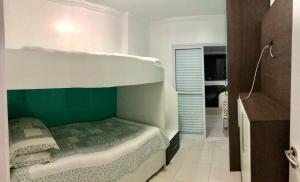 Spazio Felicita, Indaia, Bertioga, apartamento pé na areia