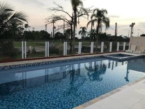 Spazio Felicita, Indaia, Bertioga, apartamento pé na areia