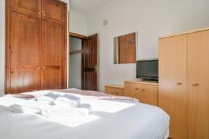 Luderna - Apartamento Tanau A1 Esquirós