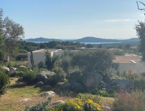 Villas Belle villa traditionnelle vue mer avec piscine a 1,5 km de la plage de Pinarello : photos des chambres