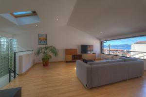 Upstays Sea View 100m2 Duplex Suquet