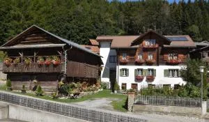Casa Curgnun 21 Collenberg - Ferienwohnung 61m2 für max. 4 Pers. - Luven