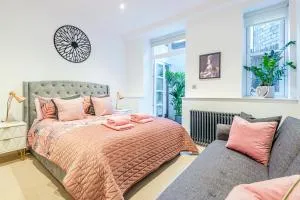 ARCORE Premium Rental Shaftesbury Avenue - London