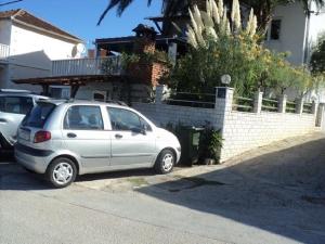 Apartment Josip - 5 m from beach