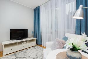 Apartment Warsaw Kredytowa by Renters