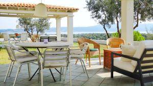 Olive Bay Hilltop Apartments Ammouliani Ammouliani Greece