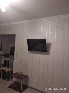 Однокомнатная квартира с евро ремонтом,в тихом дворике.