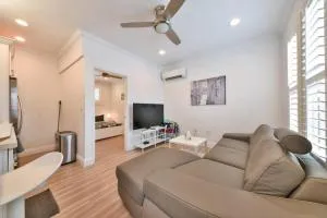 1000#4 Modern Beach Home, Steps from Sand w/AC! - Bay Shores