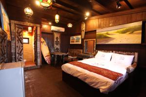 Phòng Deluxe hướng biển giường đôi (Deluxe Double Room with Sea View)