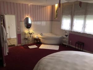 Hotels Hotel Joly : photos des chambres