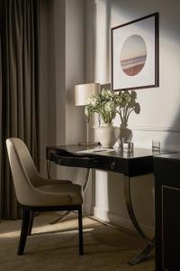 Mai House Saigon Hotel