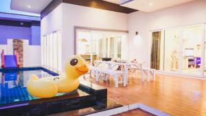 U pool villa Huahin