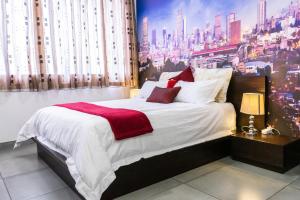 Stunning Maboneng Precinct Studio Apartment at 12 Decades Building