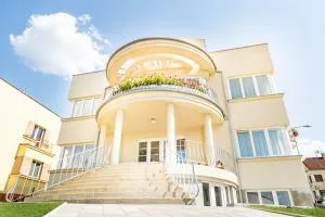 Vila EVA - 拉兹涅卢哈乔维采