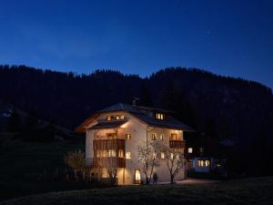 Sotciastel Exclusive Chalet in Alta Badia