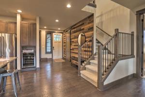 Luxury Suncadia Resort Retreat w Private Hot Tub!