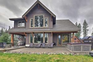 Luxury Suncadia Resort Retreat w Private Hot Tub!