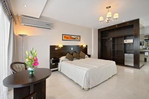 Hotel Nuevo Ostende by bund