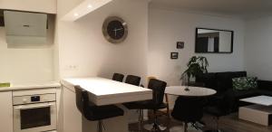 James Sun Beach Apartment