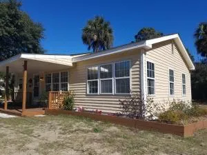 E Huron 401 - فولي بيتش