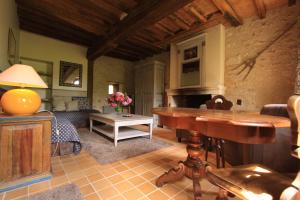 Hotels Domaine De Villeray : Appartement