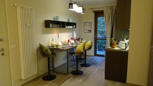 Blue Moon - Via Parigi Apartments