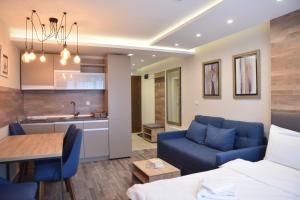 Milmari Apartment 43 Premier Pollo