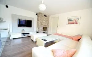 Malý rodinný domček - Banka