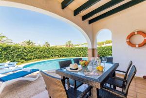 Villa Juana Large Private Pool AC WiFi