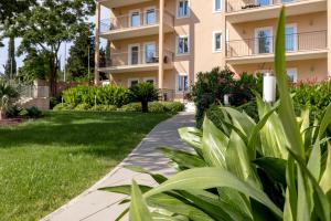 MaistraSrebreno Villas