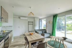 Maisons de vacances Le Cottage Nature Primeur Sauna Gaillac entre Albi-Toulouse & Les Cottages du Tarn : photos des chambres