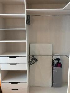 Appartements LA FORCLAZ - Centre ville & Lac, Balcon, Parking : photos des chambres