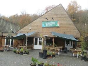 Chalet 230 I deux-cent-trente I Gezellig chalet aan de rand van het bos - 5 persoons I Durbuy